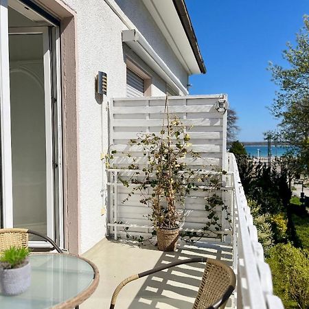 Strand Studio Mit Meerblick & Balkon Lübeck Exterior foto